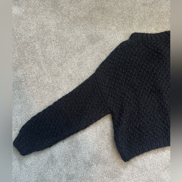 NWT Ozma Bell Hand Knit Cardigan in Alpaca Blend in Black size M/L - Picture 11 of 13